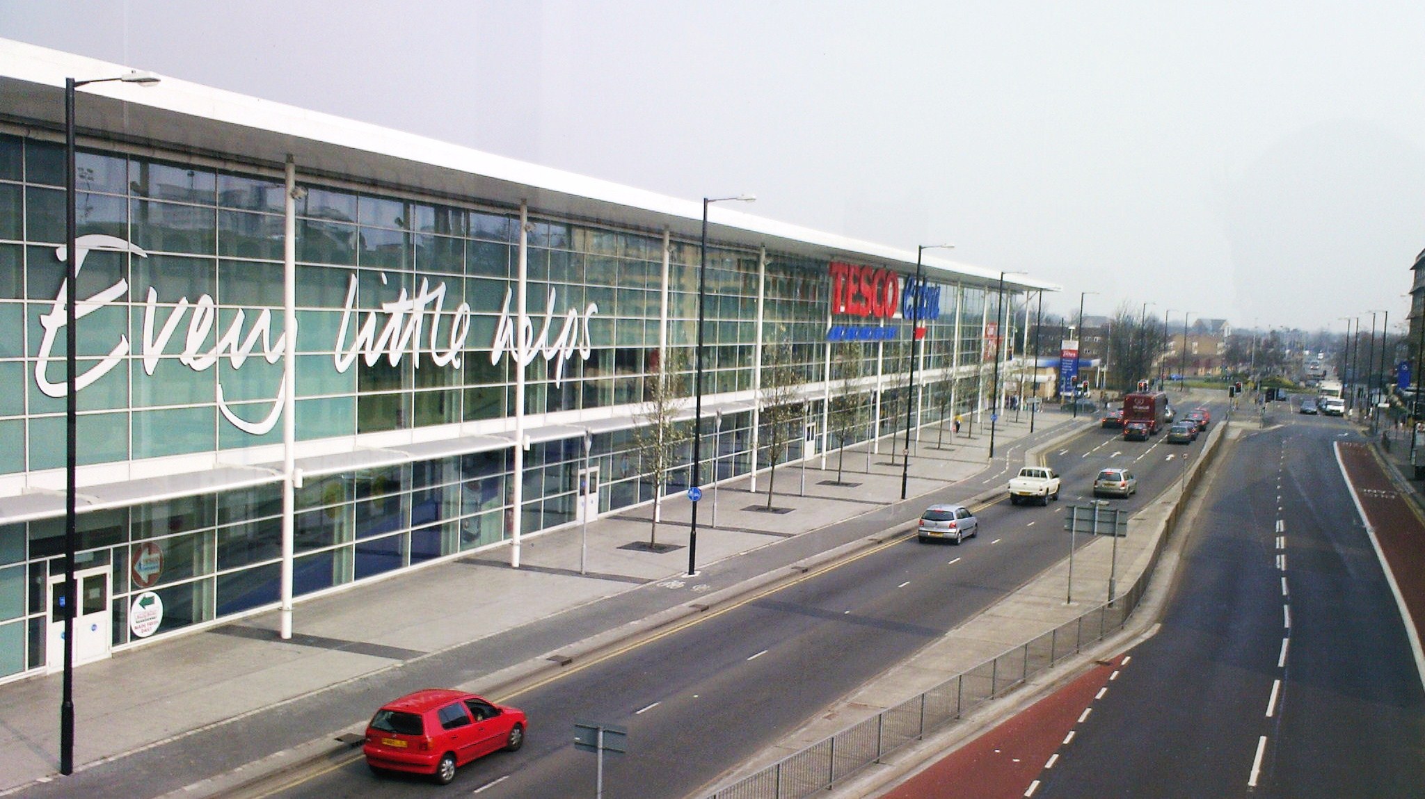 Tesco Extra, Slough